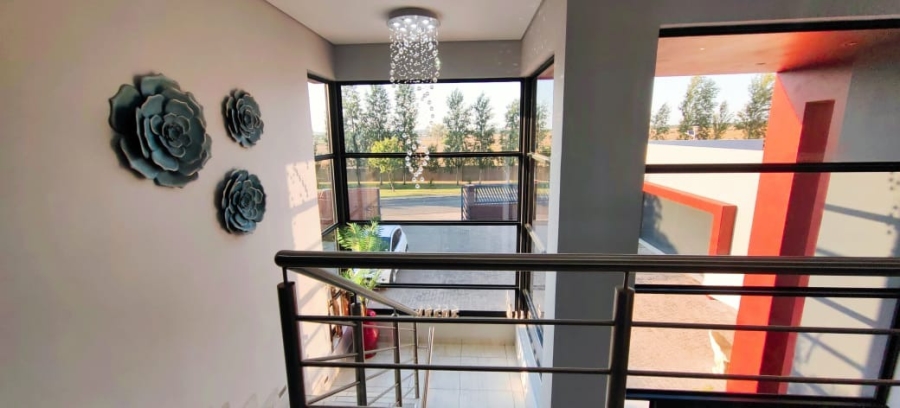 4 Bedroom Property for Sale in Tuscany Ridge North West